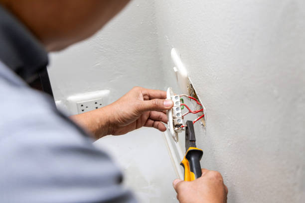 Best Emergency Electrician Near Me  in North Hobbs, NM